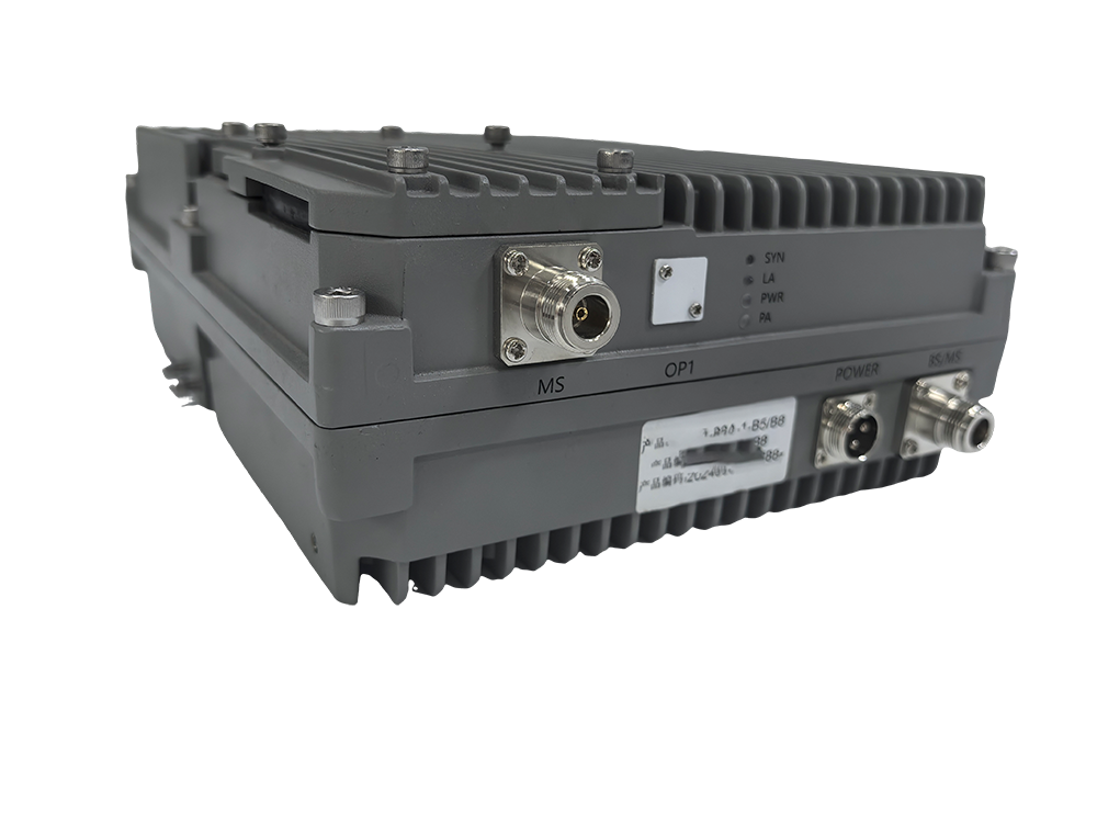  浑南三频手机信号接收器2000㎡